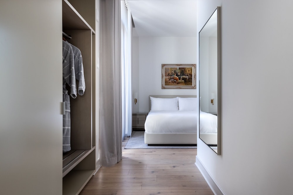 La Colombe d'Or Hotel - photo 23