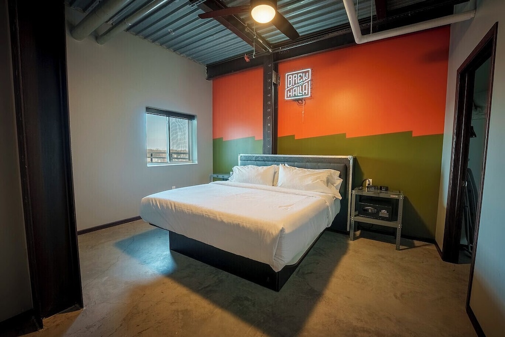 Brewhalla Hotel - photo 63