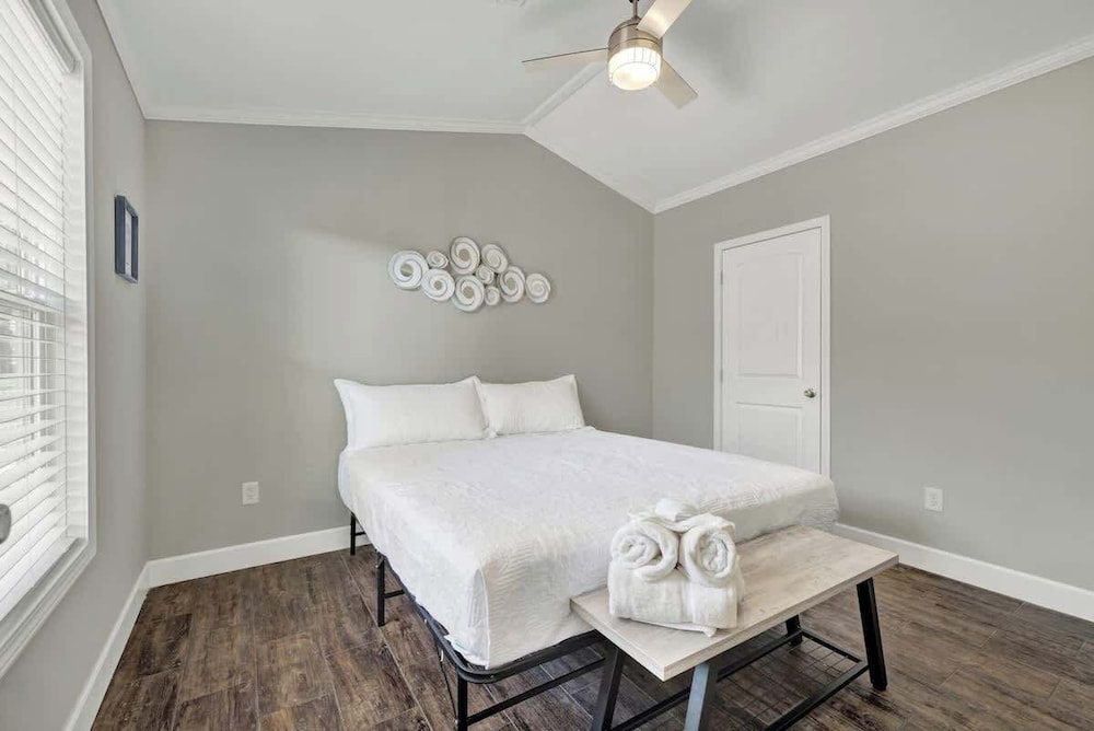 Resort at Fredericksburg Unit 29 - photo 2