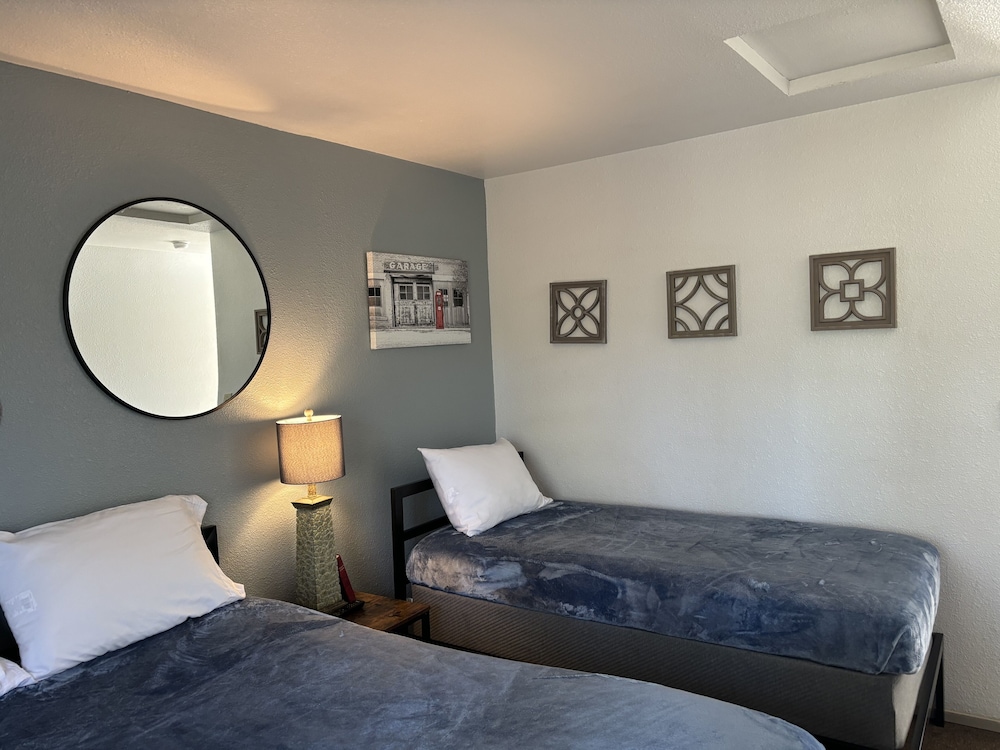 Brownsville Motel - photo 72
