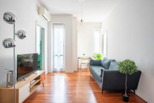 White & Beauty in Milan Center — 4-Star Luxury Hotel in Milan, Italy