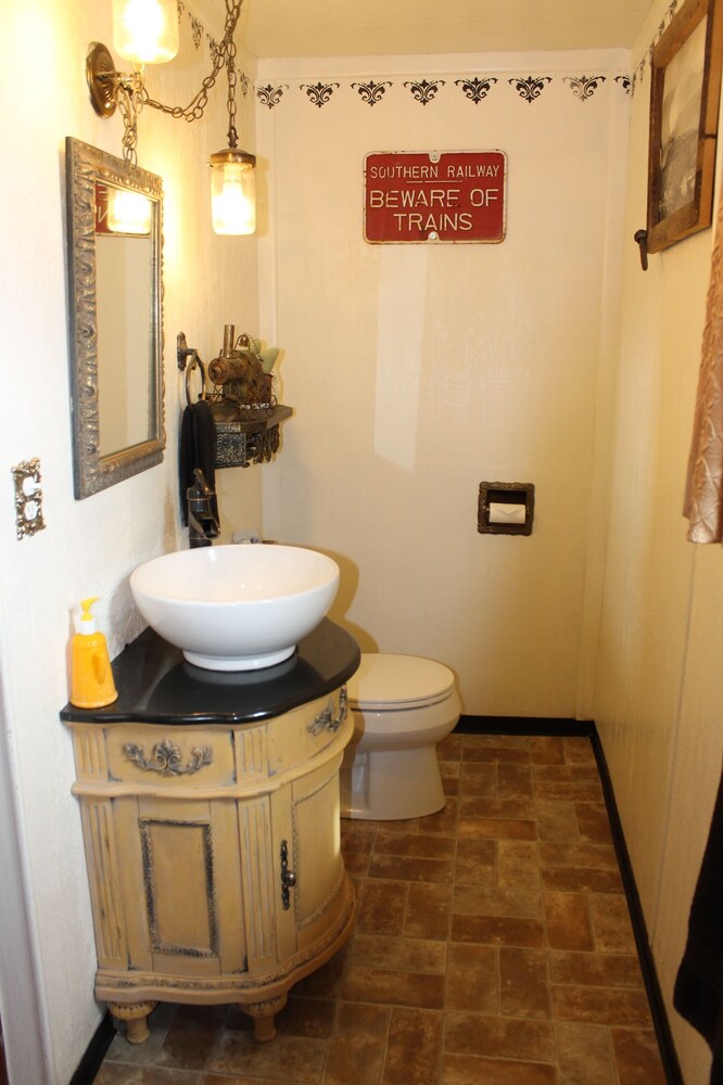 Black Bear Motel - photo 33