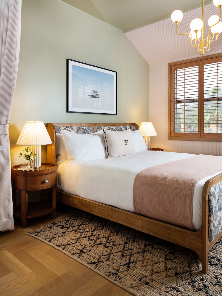 Palihouse Hyde Park Village - photo 18