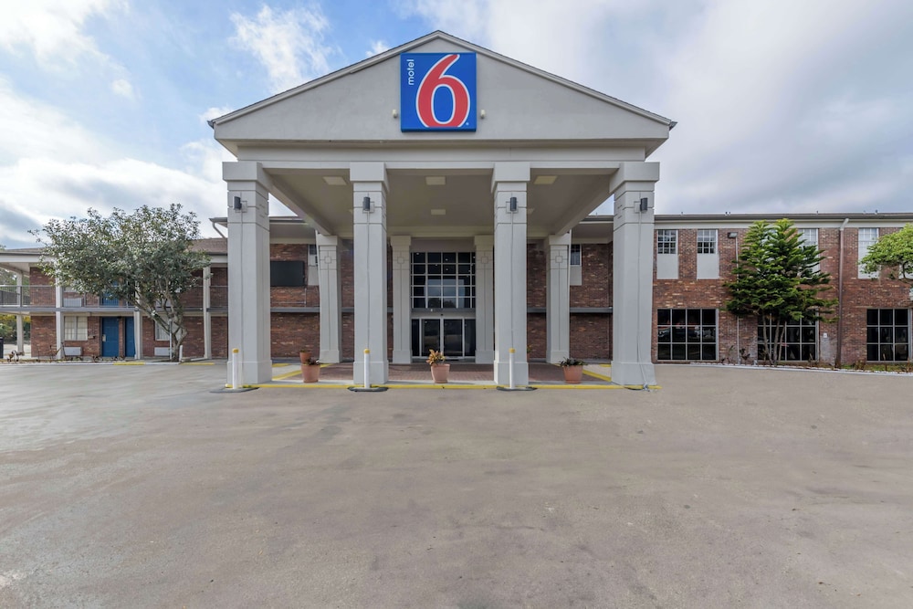 Motel 6 Ocala FL Conference Center - photo 30