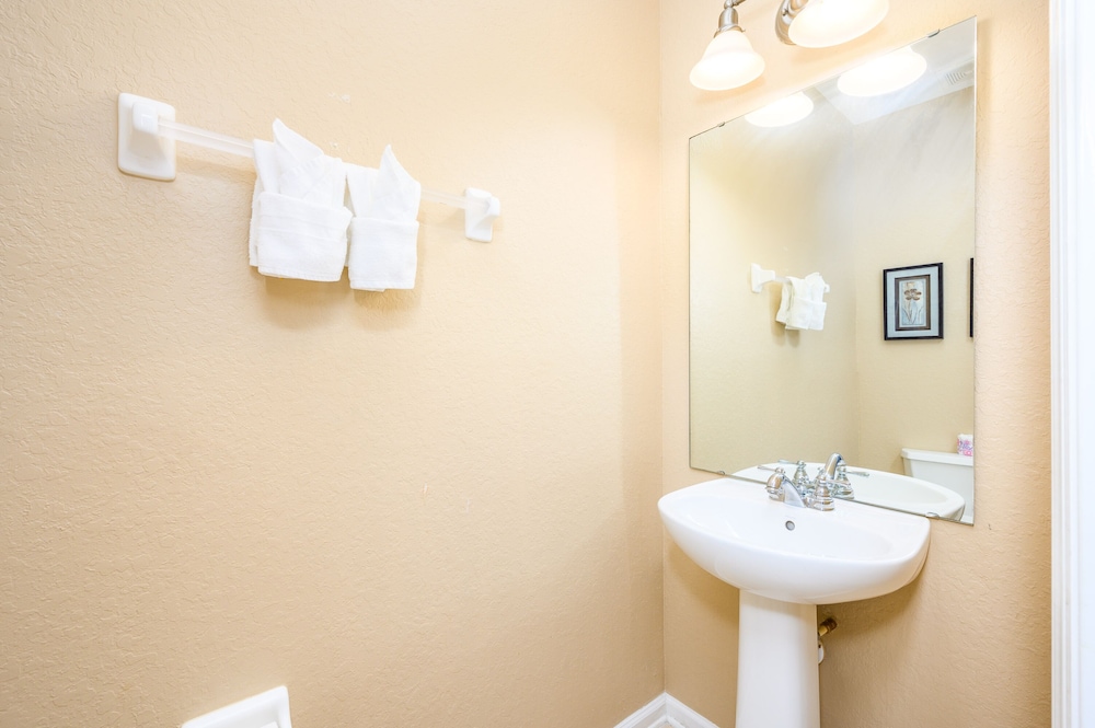 Vista Cay Resort Direct Townhomes by Millennium Management - photo 235