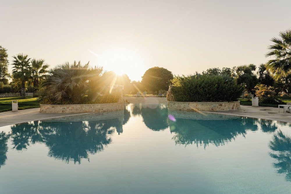 Masseria Valente — 4-Star Luxury Hotel in Ostuni, Italy