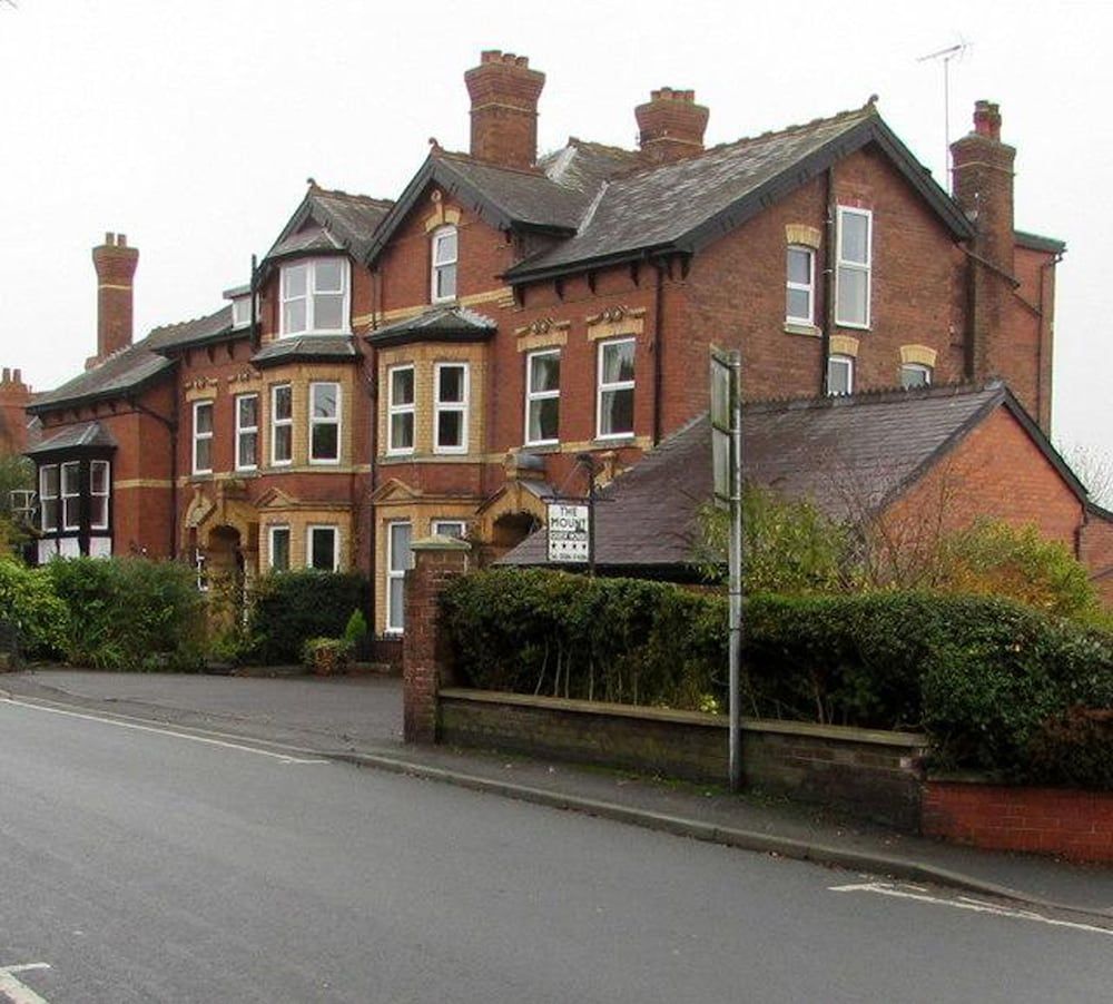 The Mount Guest House — 4-Star Luxury Hotel in Ludlow, United Kingdom