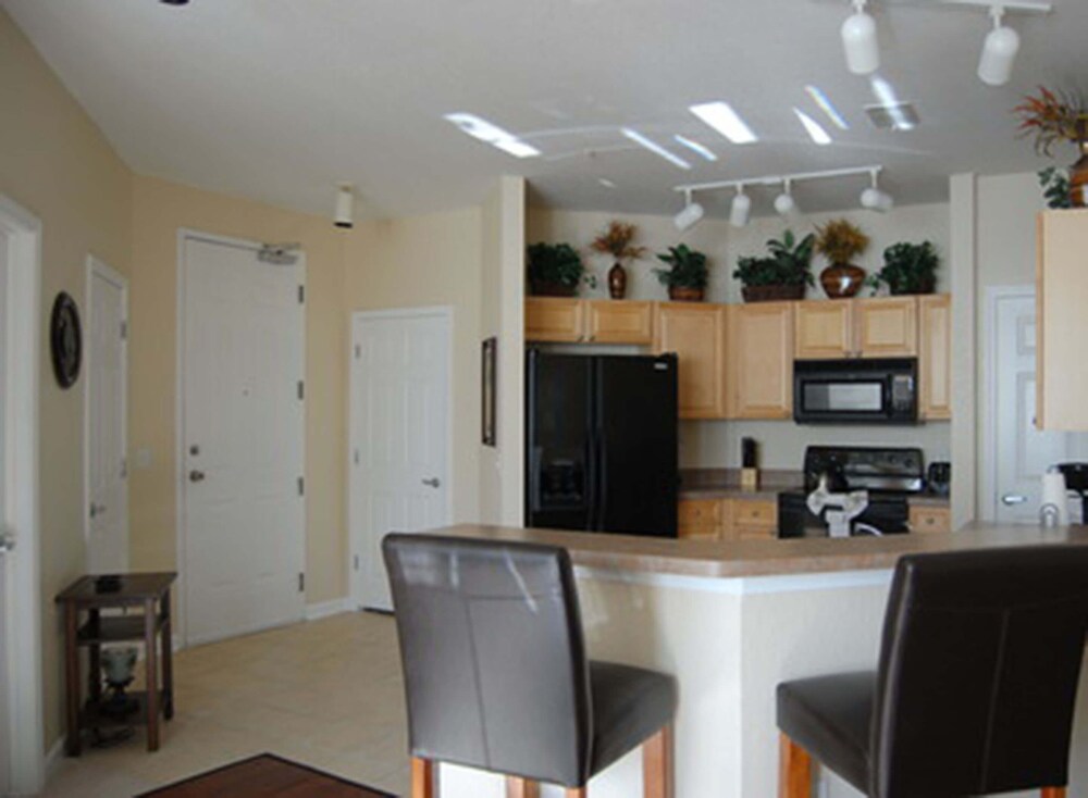 Luxury Poolview Penthouse - photo 21