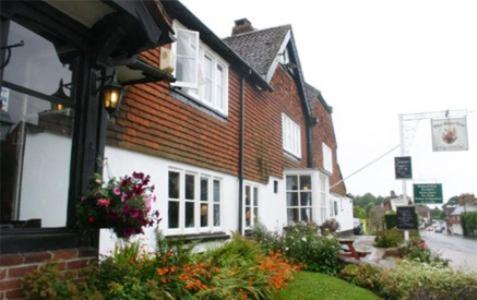 The Bear Inn And Burwash Motel — hotel in Wadhurst