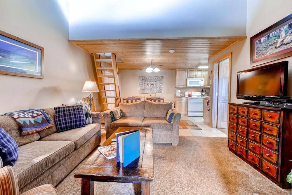 Ski Inn Condominiums by Resort Lodging Company - photo 61