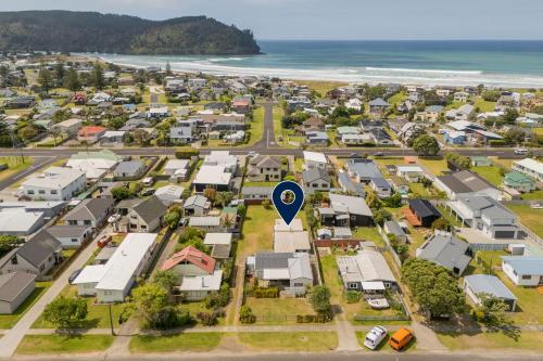 Phil204b Escape To Serenity On Philomel in Whangamata, New Zealand