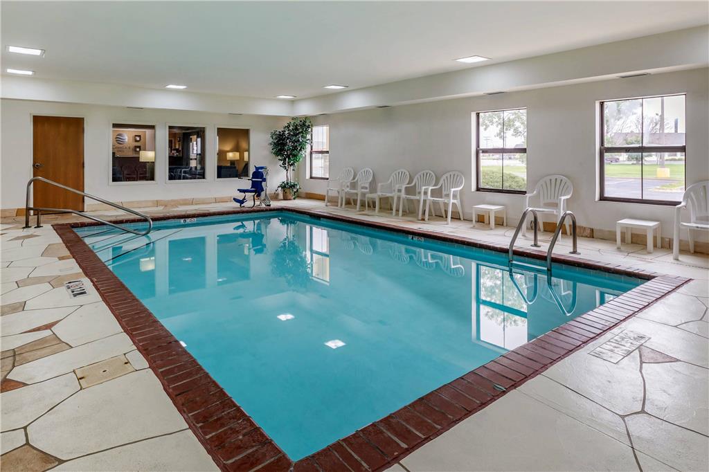Comfort Inn Walcott near Davenport - photo 31