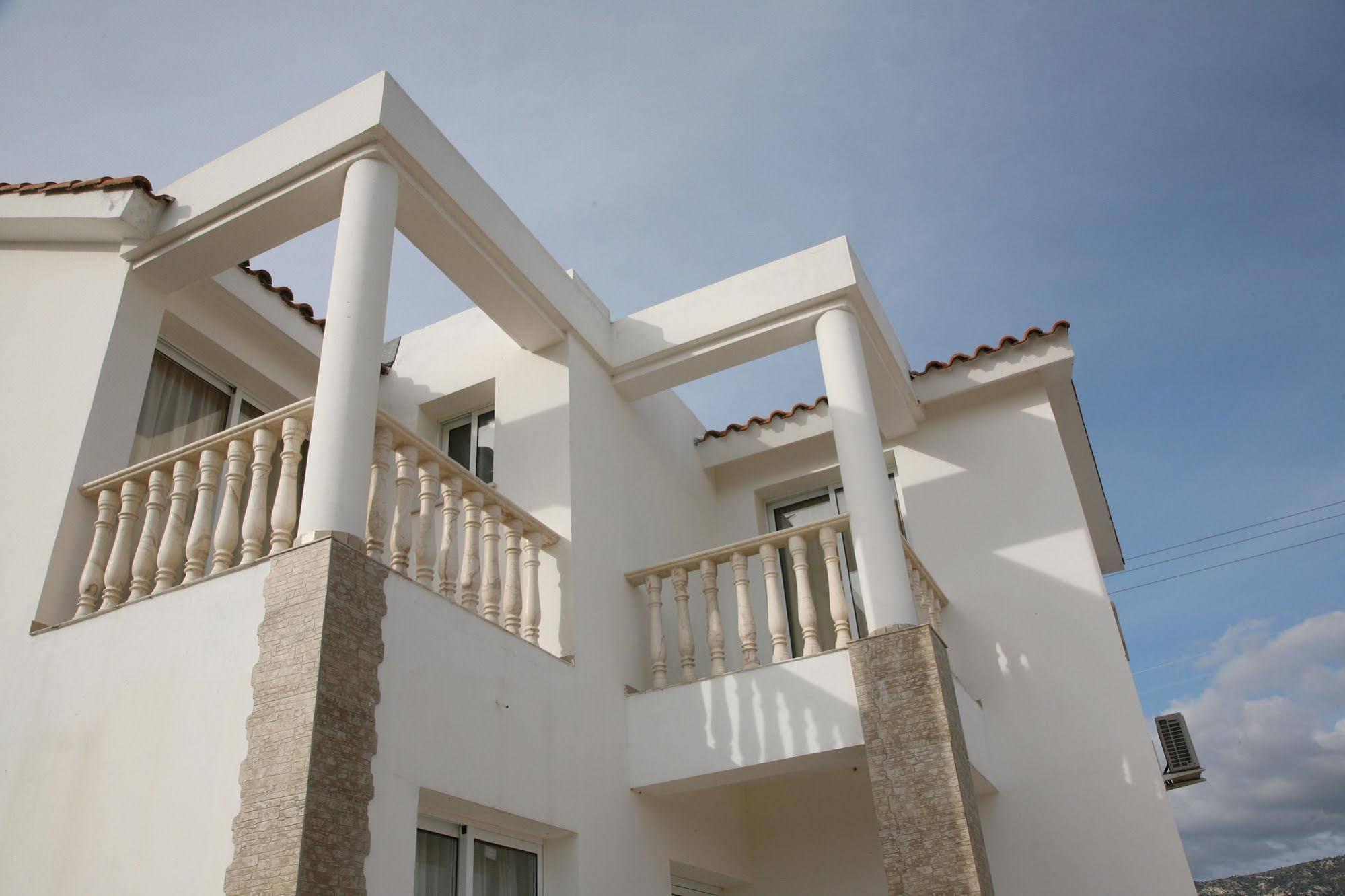 Aphrodite Gardens Holiday Villas
