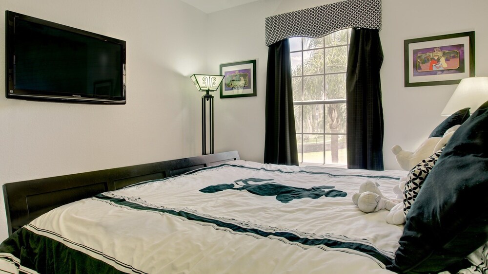 London Condo At Windsor Palms Resort - photo 4
