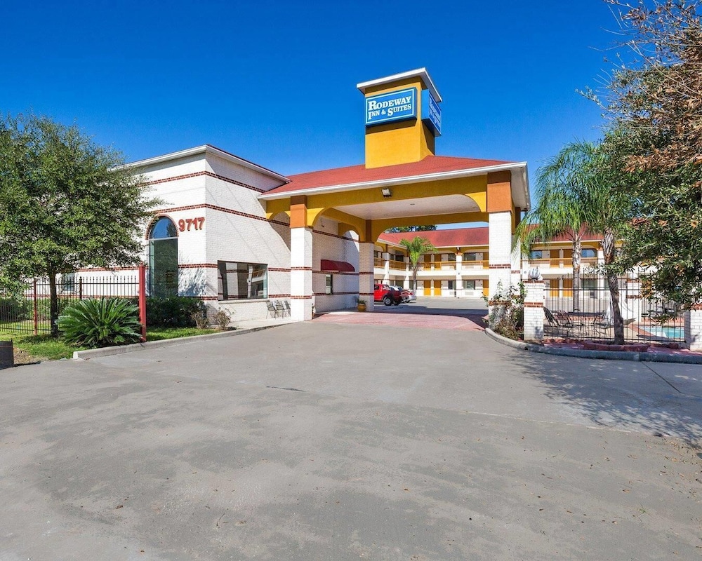 Rodeway Inn & Suites Humble IAH in Humble, United States