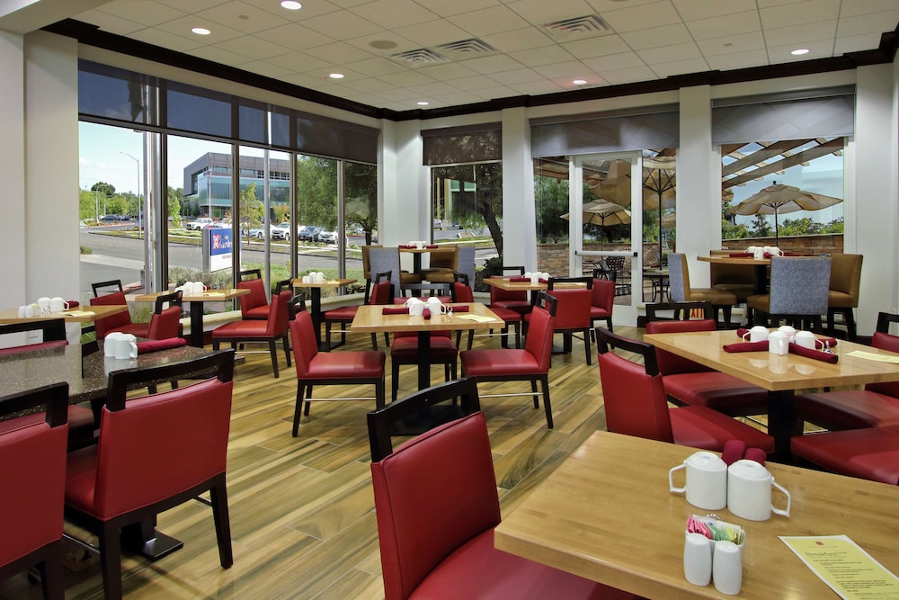 Hilton Garden Inn Sonoma County Airport - photo 26
