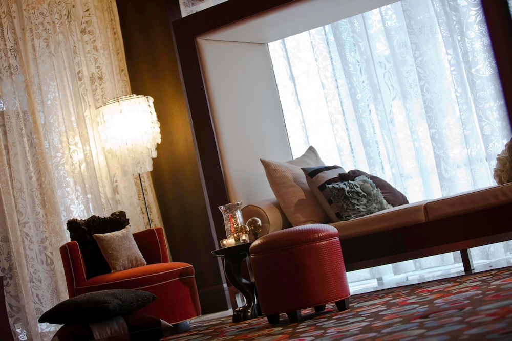 Renaissance New Orleans Pere Marquette French Qtr Area Hotel - photo 4