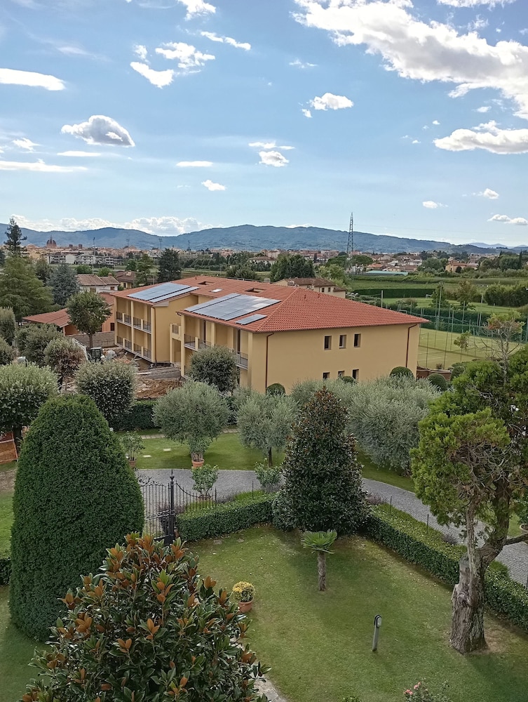 Hotel Villa Cappugi in Pistoia, Italy