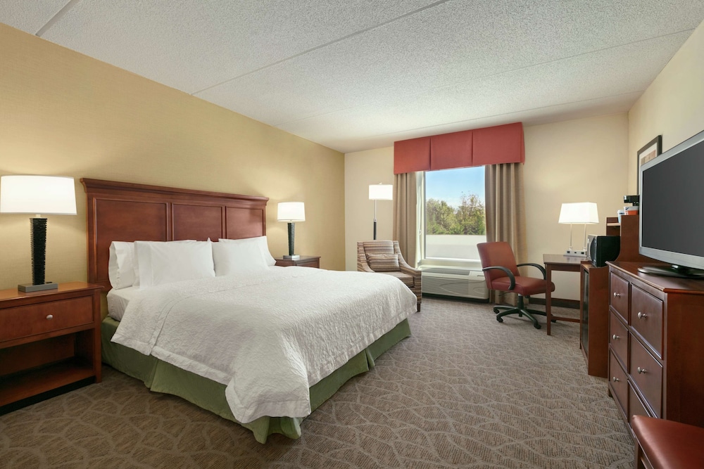 Hampton Inn & Suites Charles Town - photo 7