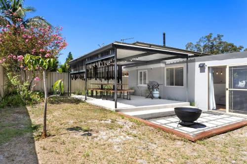 Spitaki - carbon neutral hotel in Nelson Bay