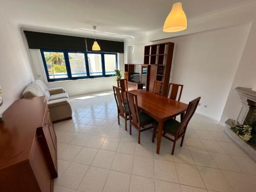 Apartamento Da Marginal — 4-Star Luxury Hotel in Esposende, Portugal