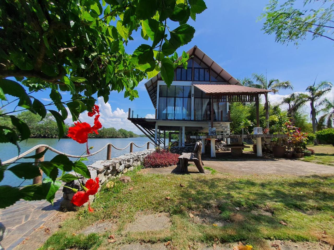 Homestay ALA Riverview Lodge Kota Bharu — 4-Star Luxury Hotel in Kota Bharu, Malaysia