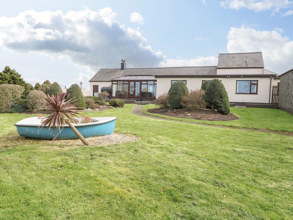 Llys Llywenan in Holyhead, United Kingdom