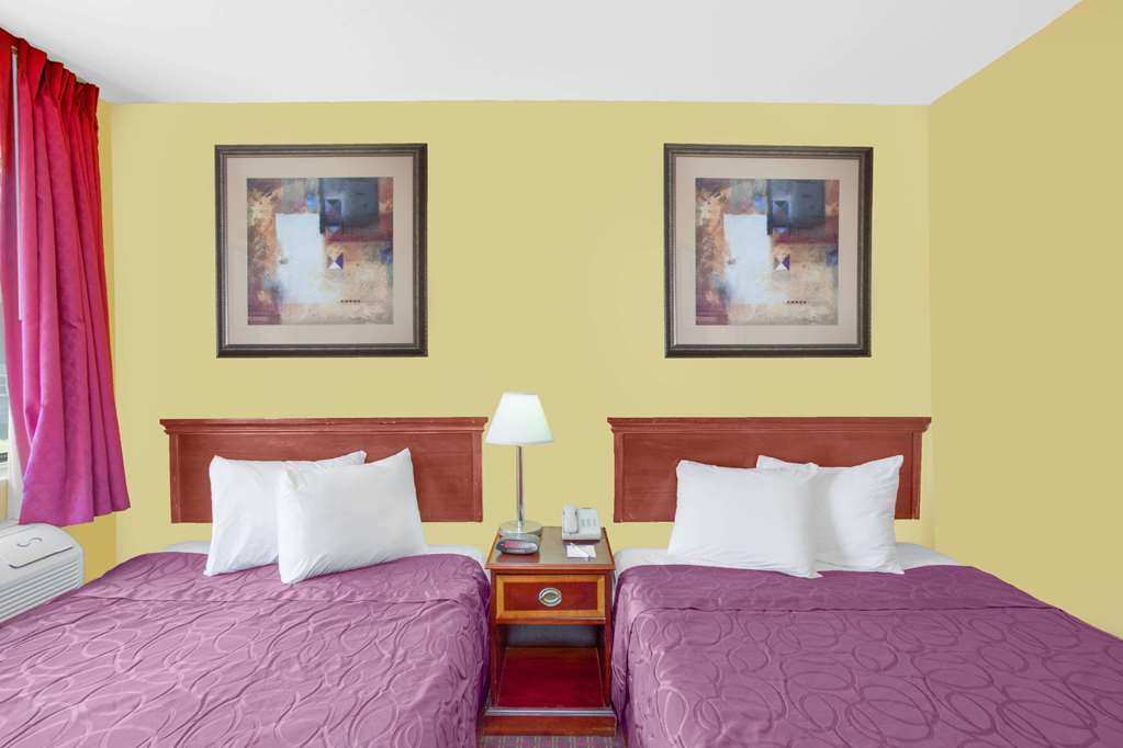 Baymont by Wyndham Coalinga - photo 9