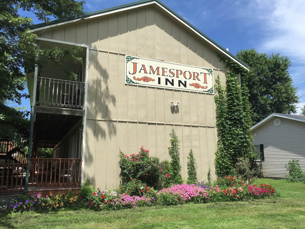 Jamesport Inn - last minute hotel in Jamesport