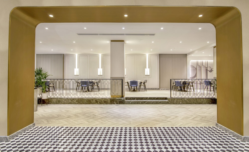 מזון ומשקאות