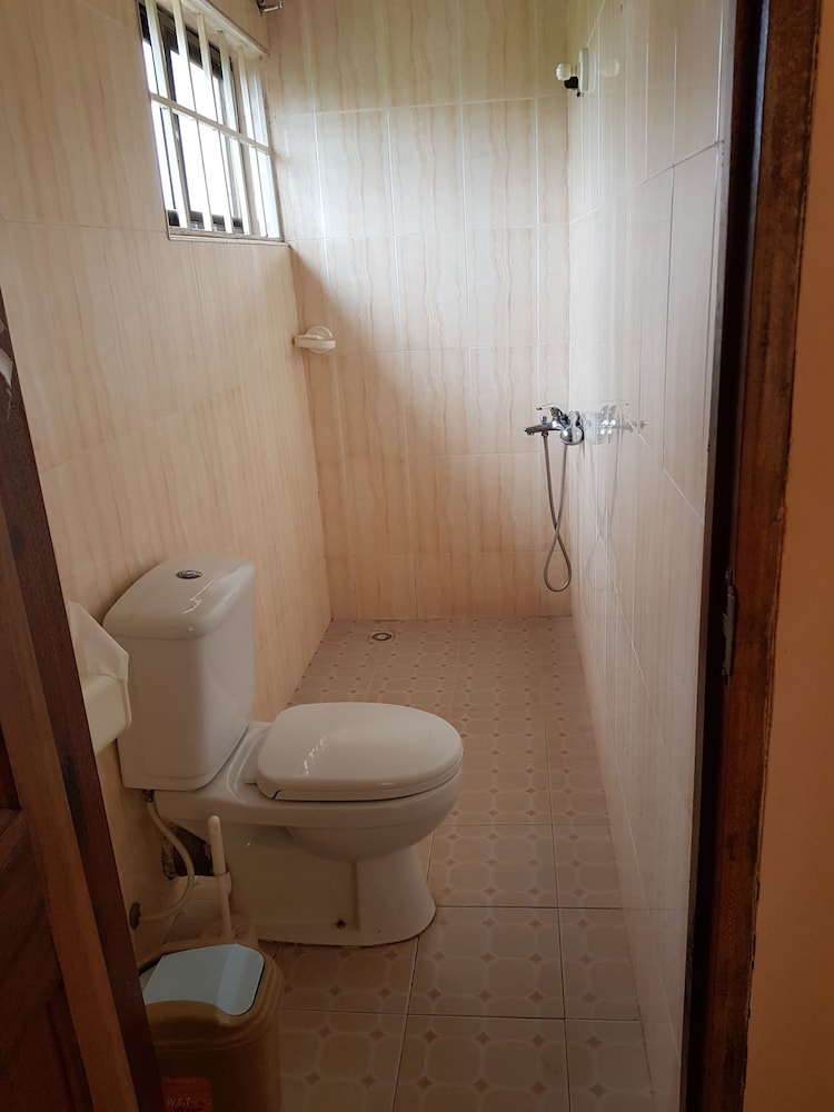 Crystal Rock Hotel in Accra, Ghana