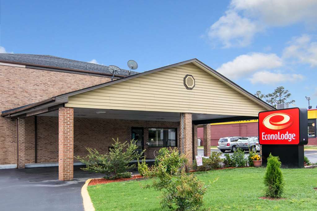 Econo Lodge Weldon Roanoke Rapids - photo 2