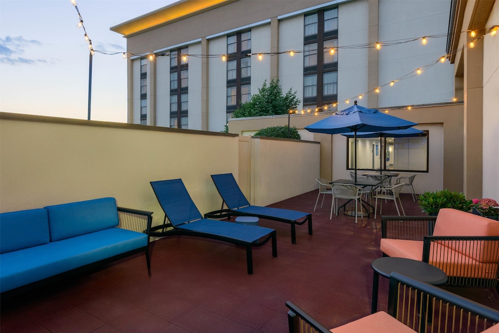 Hampton Inn Buffalo Airport Galleria Mall - photo 28