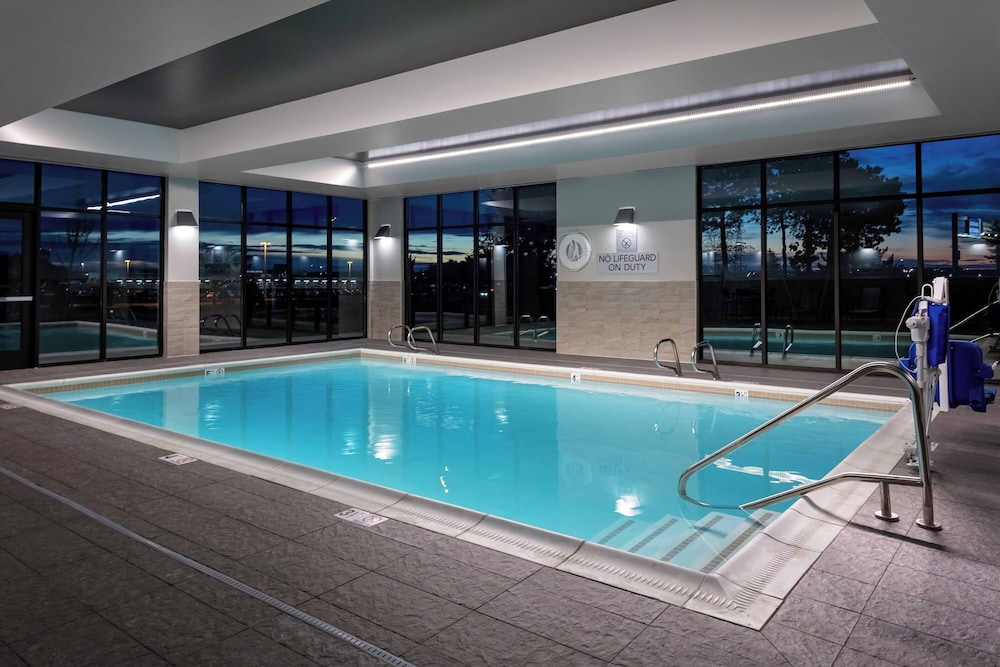 Courtyard by Marriott Pasco Tri Cities Airport - photo 10