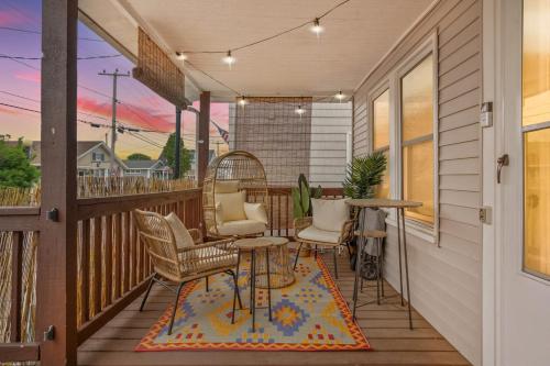 Steps To Beach Fireplace Pat S Porch — Hampton