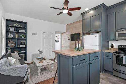 Downtown Farm Charm — 4-Star Luxury Hotel in Columbia, United States