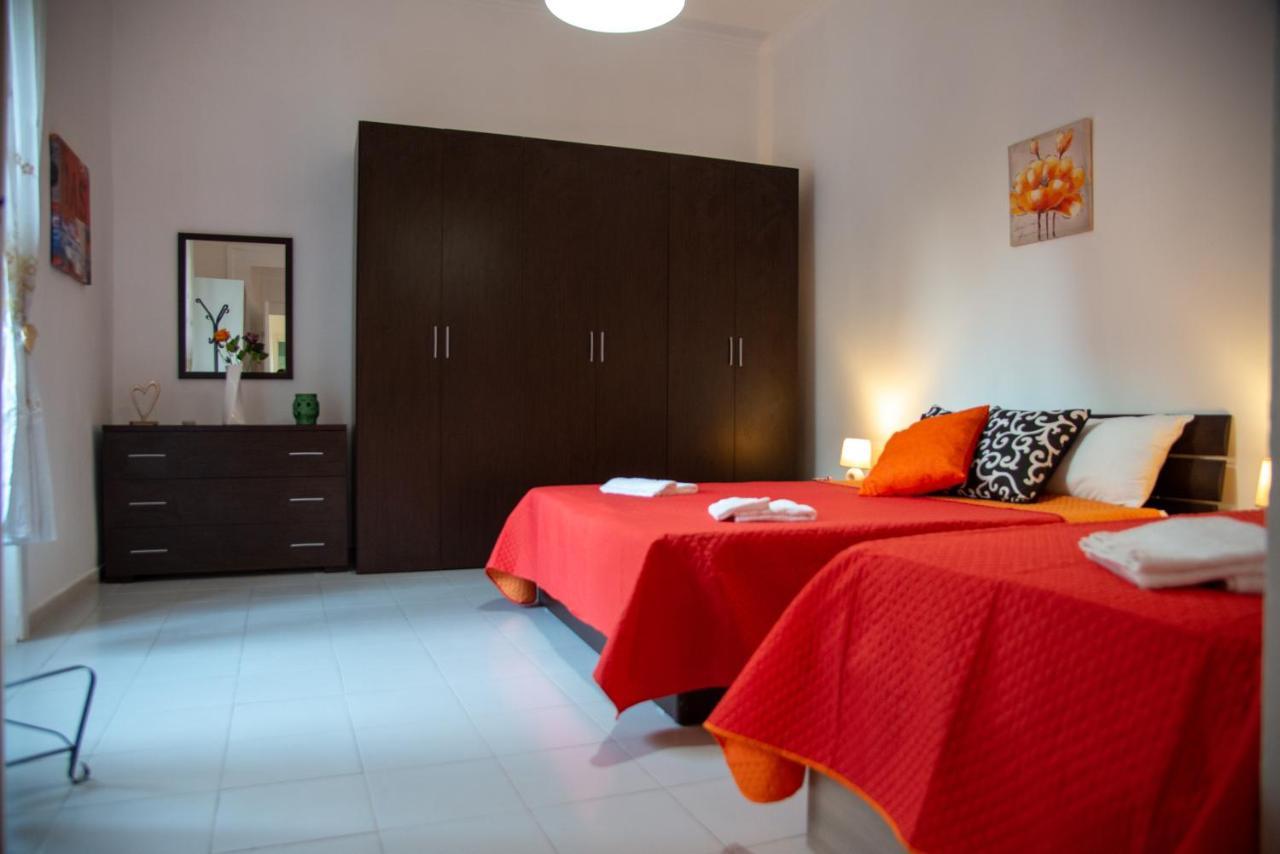 Domus Anticaglia By DomusExtra — 4-Star Luxury Hotel in Naples, Italy