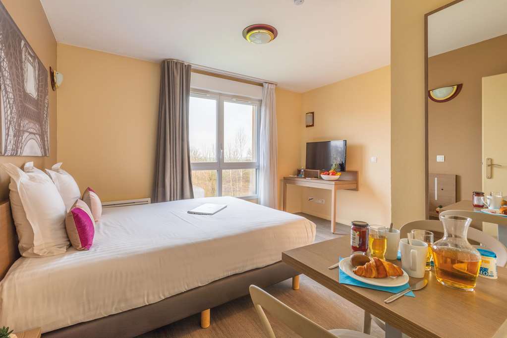 Zenitude Hôtel Résidences Magny les Hameaux — hotel in Magny-Les-Hameaux