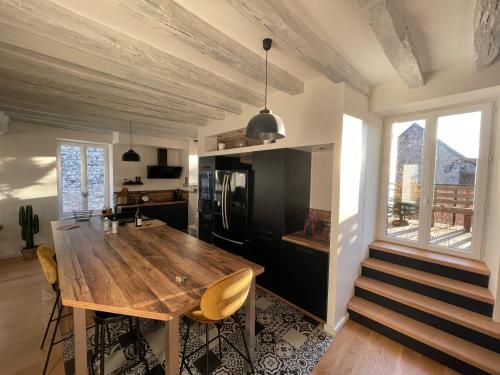 L Atypik - carbon neutral hotel in Chablis