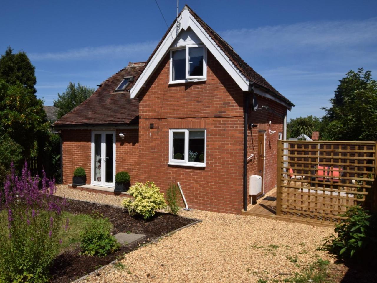 2 Bed in Lyndhurst 75879 - last minute hotel in Totton