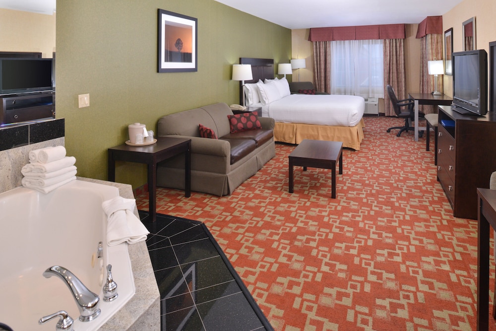 Holiday Inn Express Hotel & Suites El Centro by IHG - photo 17