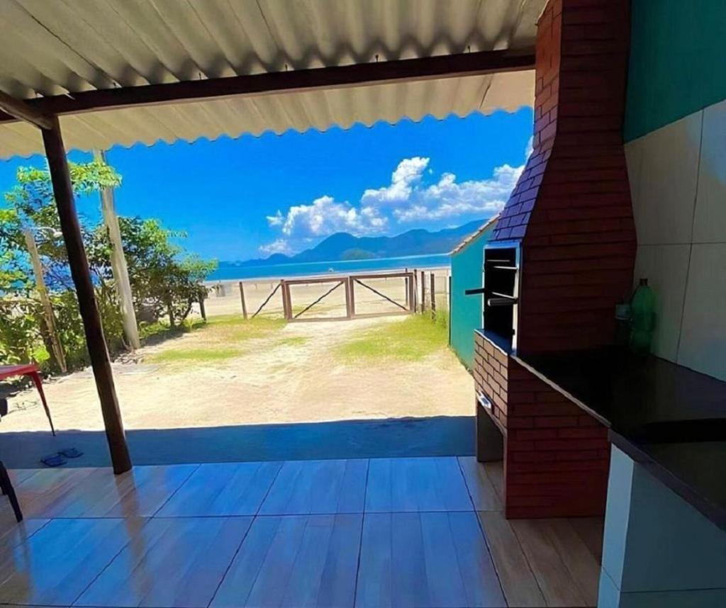 Frente ao mar casa 40 Praia do Estaleiro — 4-Star Luxury Hotel in Ubatuba, Brasil