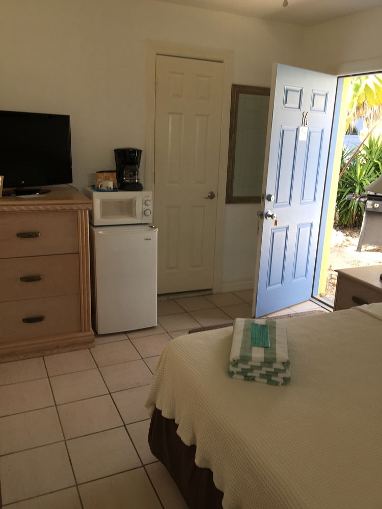Amber Tides Motel - photo 10