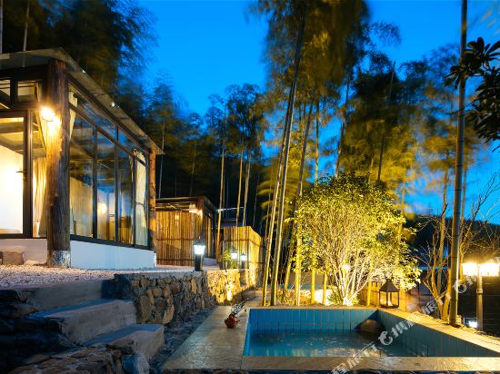 Shan Po Shang Hot Spring Resort in Deqing, People's Republic of China