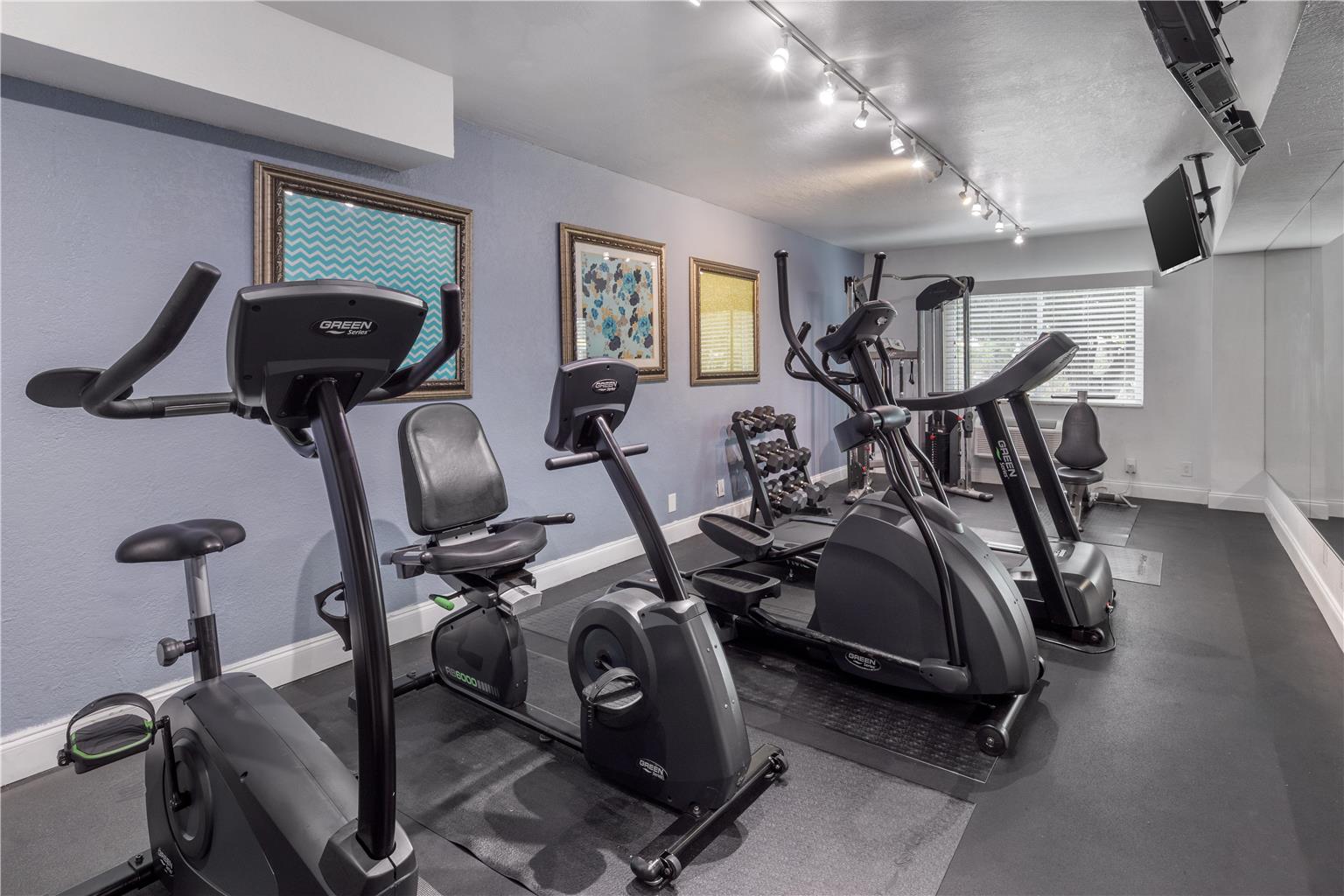 Best Western Palm Beach Lakes - photo 6