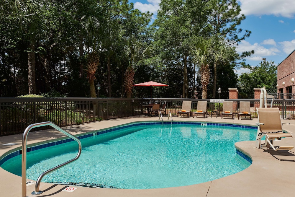 Hampton Inn Wilmington Medical Park - photo 33