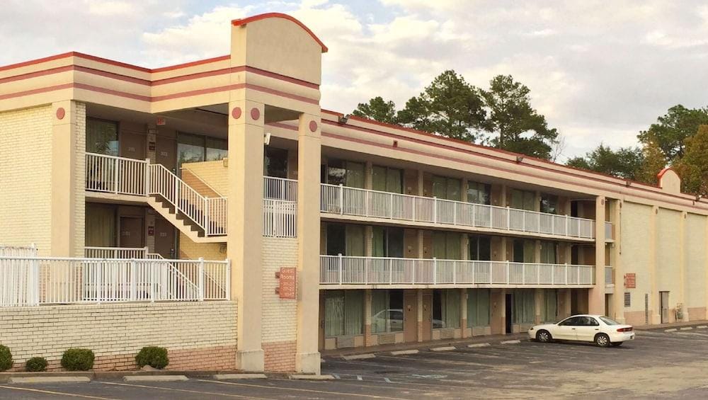 Magnuson Hotel Columbia - featured photo