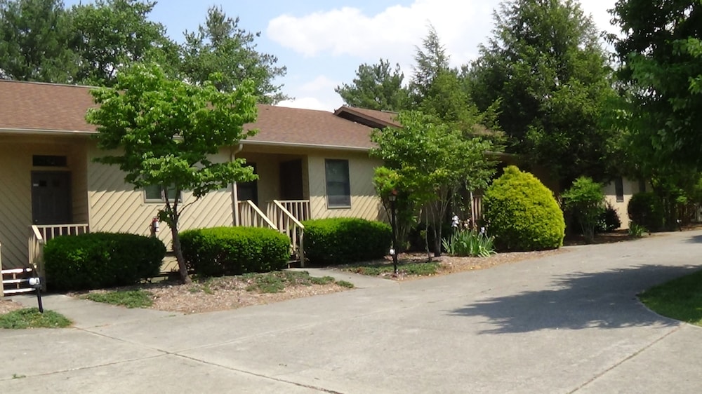 Baneberry Golf and Resort - photo 22