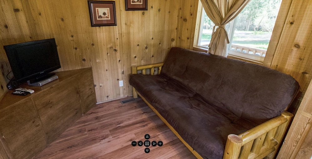 Yosemite Lakes RV Resort - photo 22