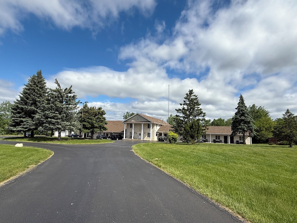 Pleasant Hill Motel in Lockport, United States